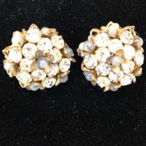 Amourelle Vintage Rhinestone Earrings